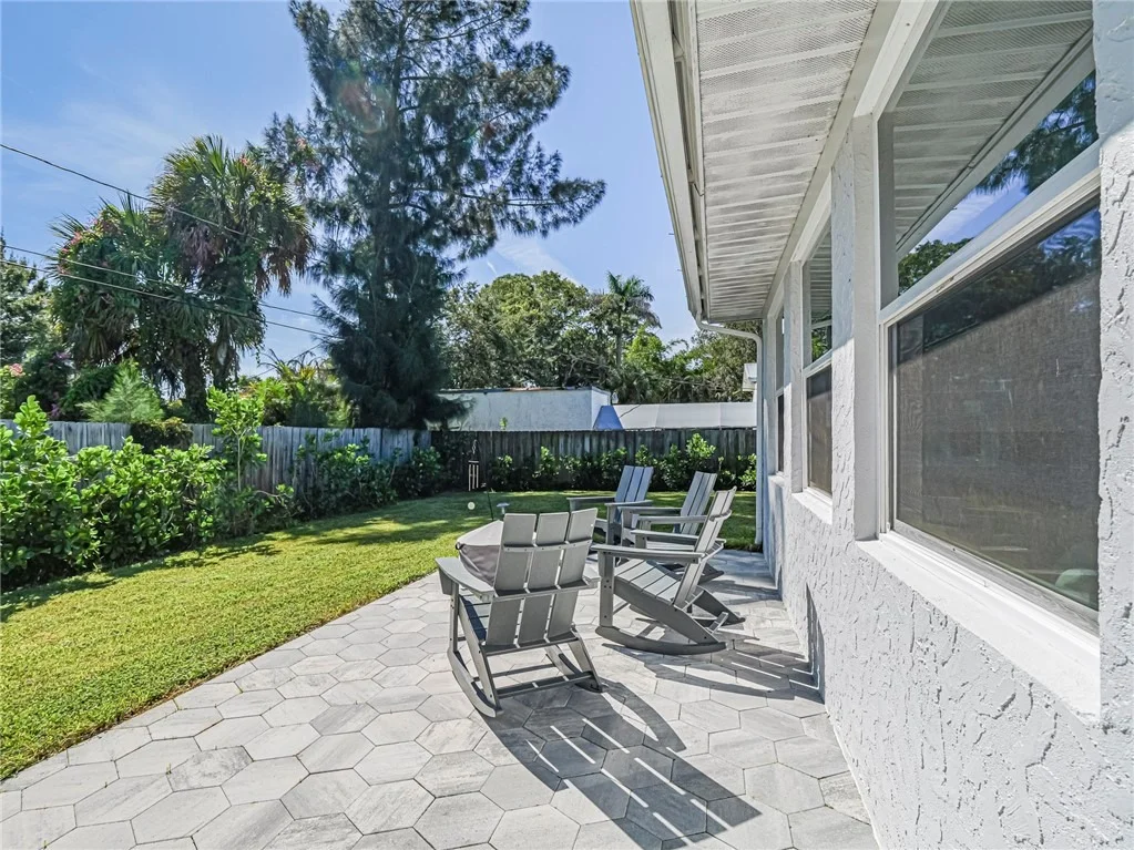 Photo of 1898 34th Avenue
