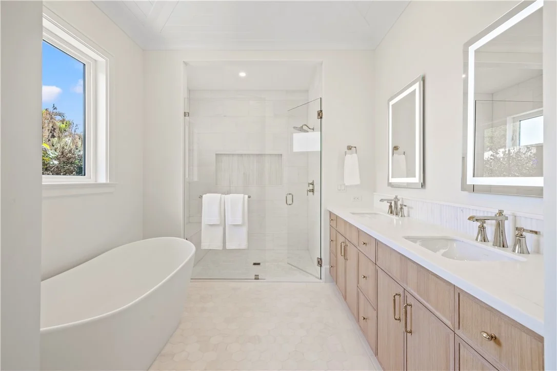 Photo of 775 Acacia Road