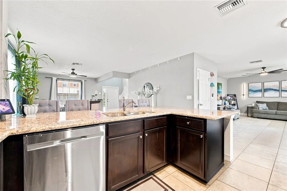 Photo of 404 Seafoam Circle