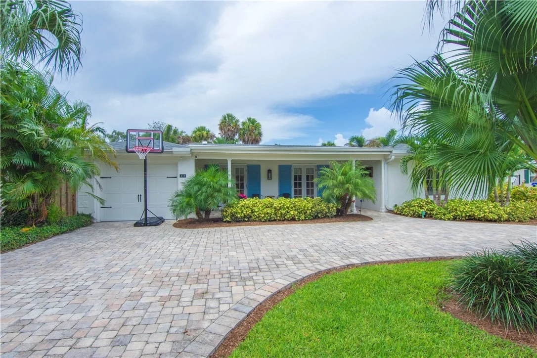 Photo of 207 Conn Way