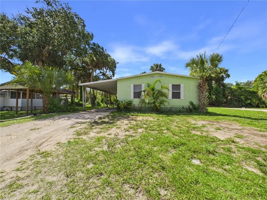 Photo of 6305 105th Place