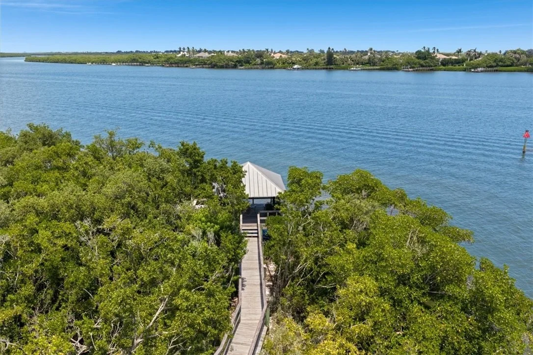 Photo of 9205 Marsh Island Drive
