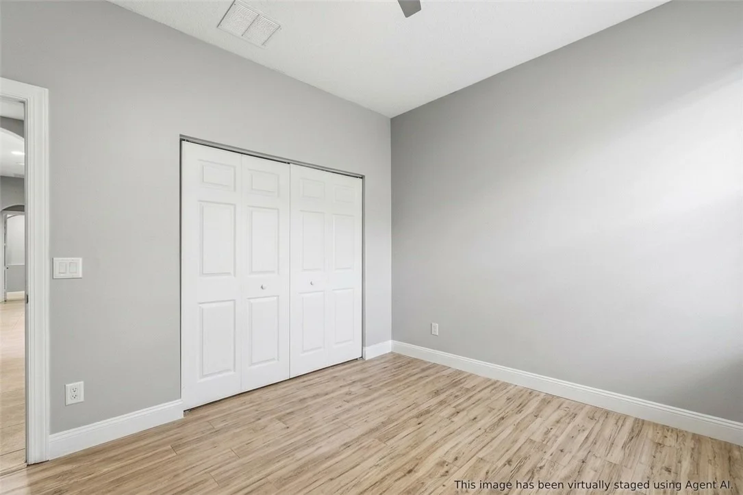 Photo of 6220 Paddington Place