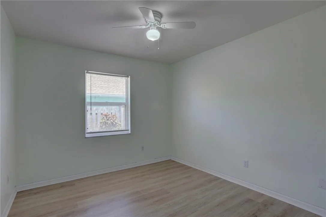 Photo of 243 Dickens Avenue