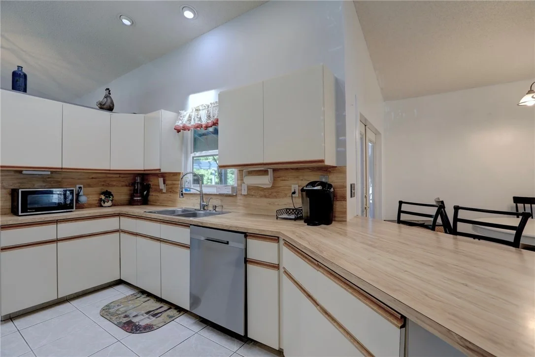 Photo of 753 Tulip Drive