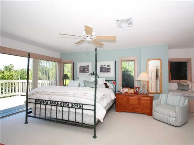 Photo of 1385 River Ridge Drive