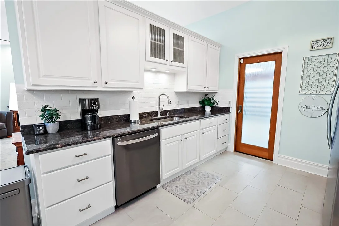 Photo of 798 Dixie Terrace