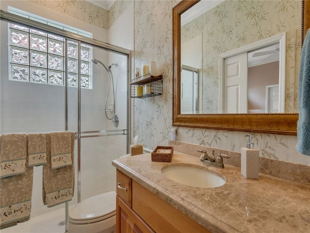 Photo of 1765 Victoria Circle
