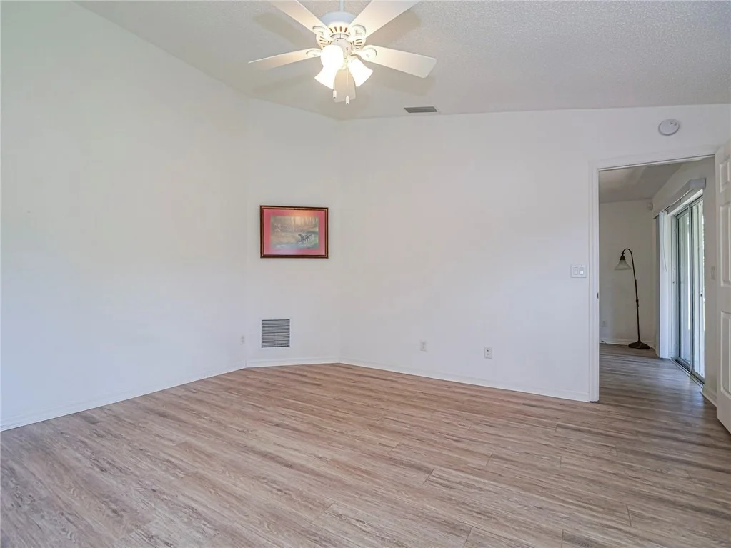 Photo of 1143 N 13th Square