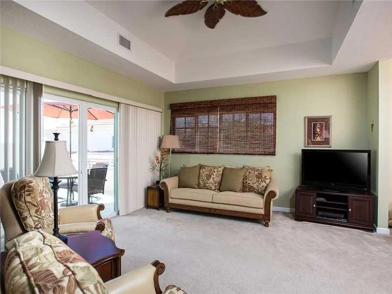 Photo of Unit 201 at 548 7th Square