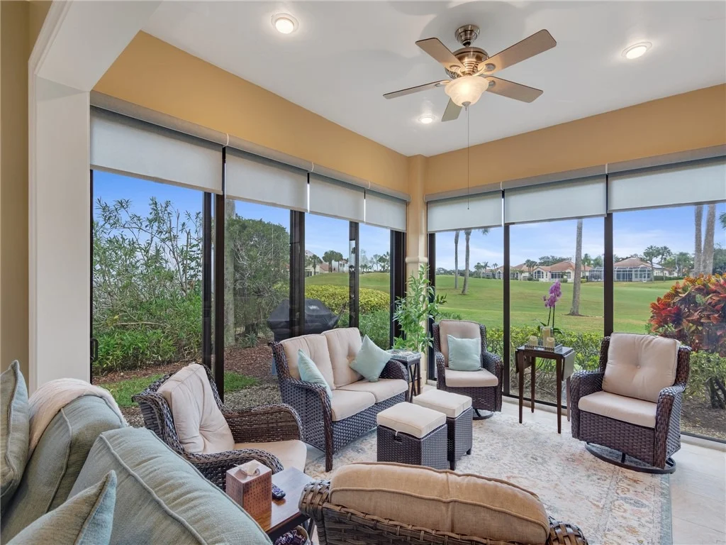 Photo of 1765 Victoria Circle