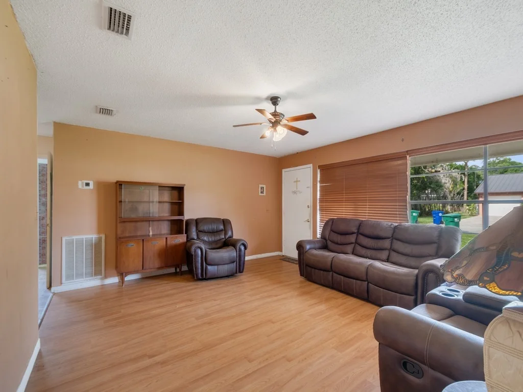 Photo of 418 Maple Street