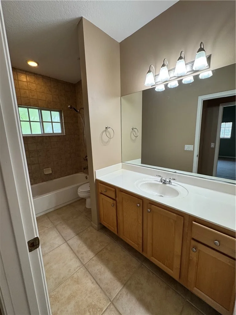 Photo of Unit 202 at 576 7th Square
