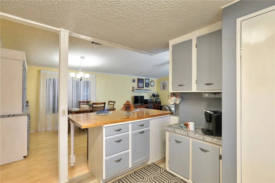 Photo of 711 Amaryllis Drive