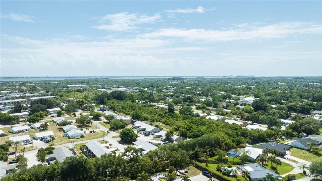 Photo of 555 Old Dixie Highway