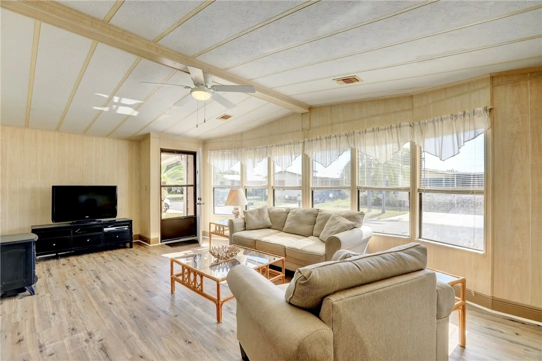 Photo of 705 Hyacinth Circle