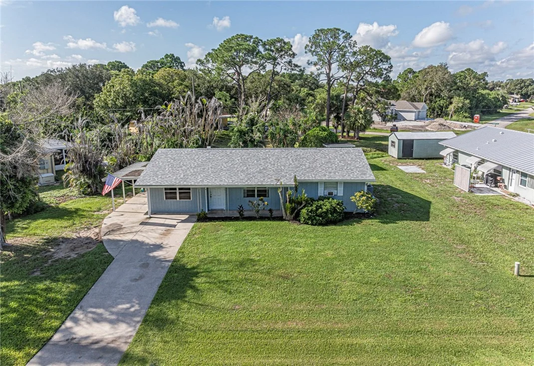 Photo of 401 Lake Drive