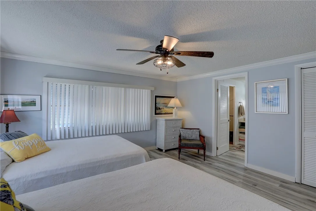 Photo of 1142 Barefoot Circle