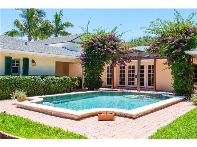 Photo of 1801 Ocean Drive