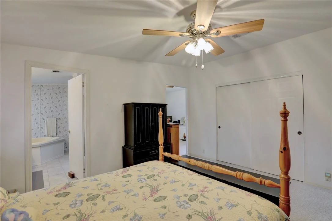 Photo of 233 Kiwi Drive