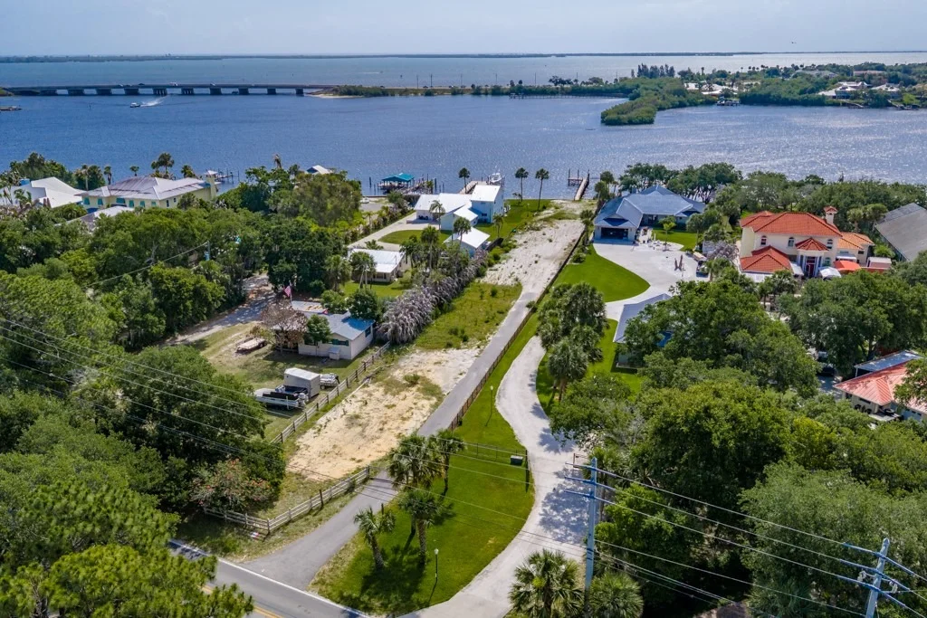 Photo of 9680 Riverview Drive