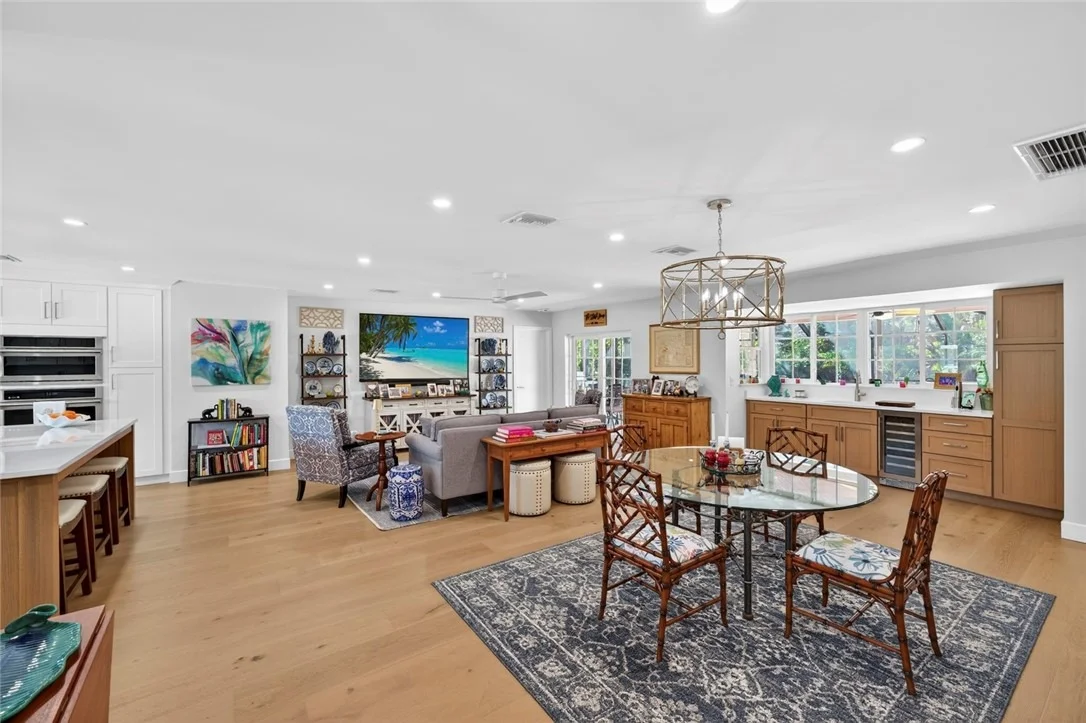 Photo of 706 Hibiscus Lane