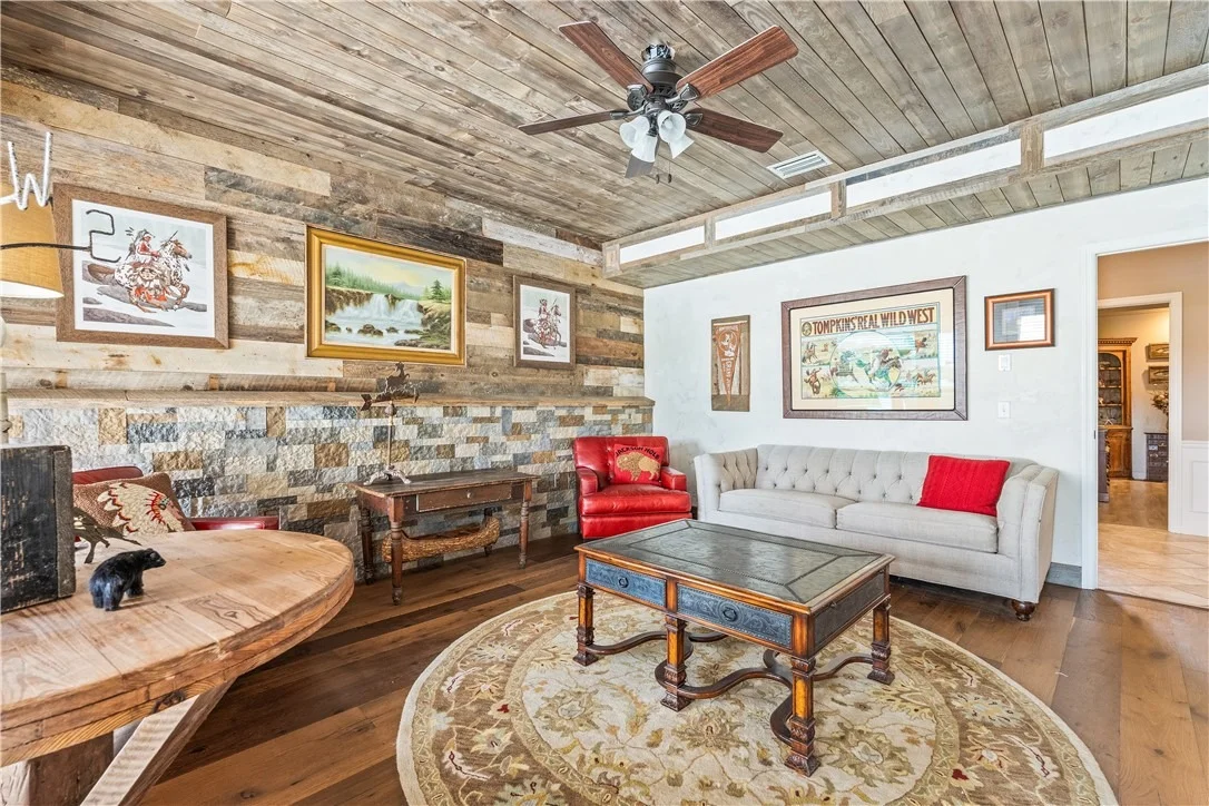 Photo of 8525 Seacrest Drive
