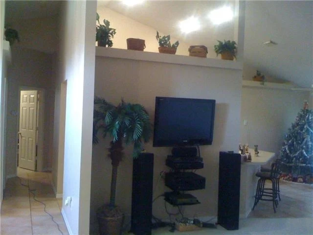 Photo of 112 39th Drive