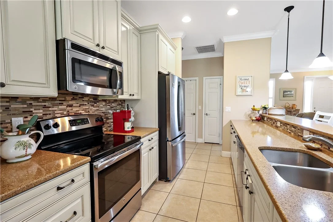 Photo of 640 Gossamer Wing Way