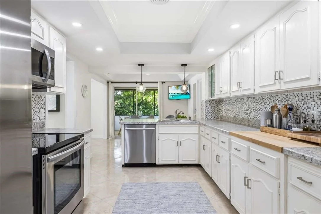 Photo of 405 Eugenia Road