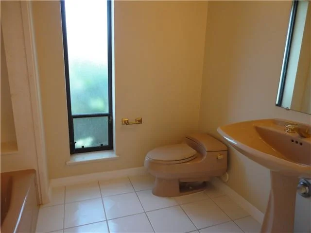 Photo of 1390 River Ridge Drive