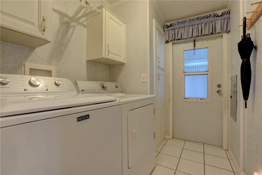 Photo of 345 Macadamia Drive