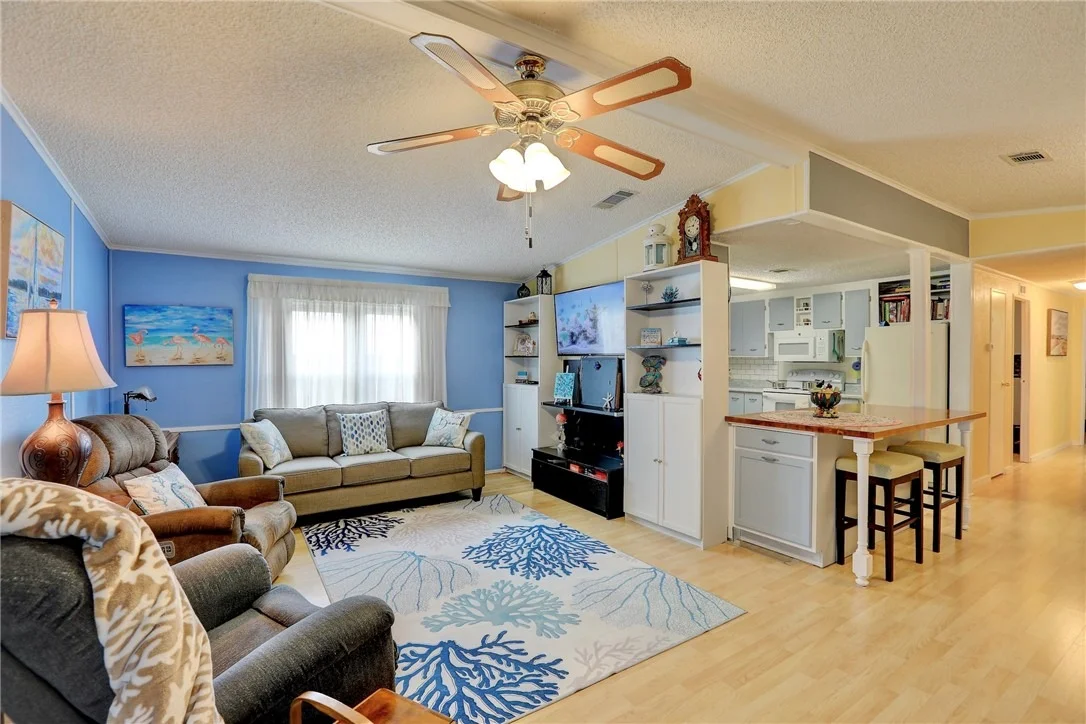 Photo of 711 Amaryllis Drive