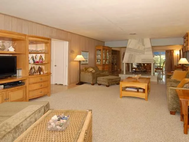 Photo of 3815 Silver Palm Drive