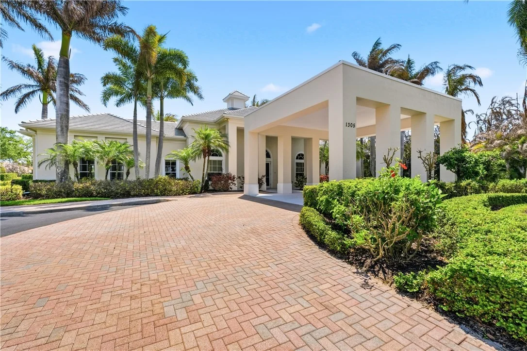 Photo of 1070 River Wind Circle