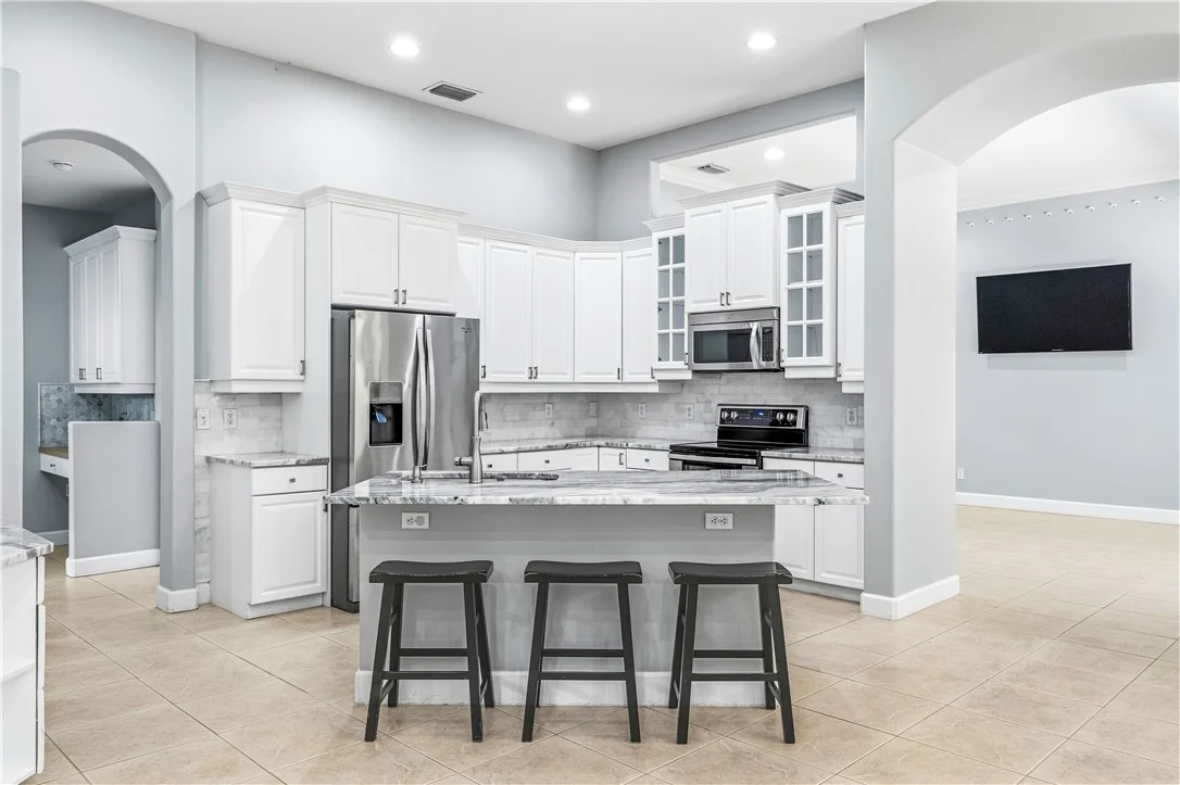 Photo of 6220 Paddington Place