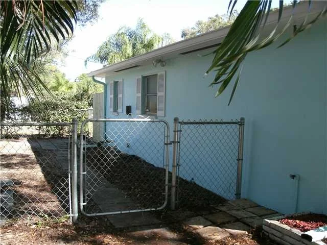 Photo of 2624 Victory Boulevard