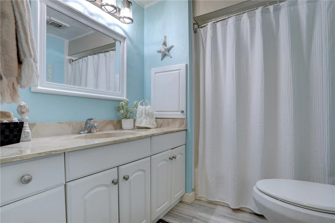 Photo of 1142 Barefoot Circle