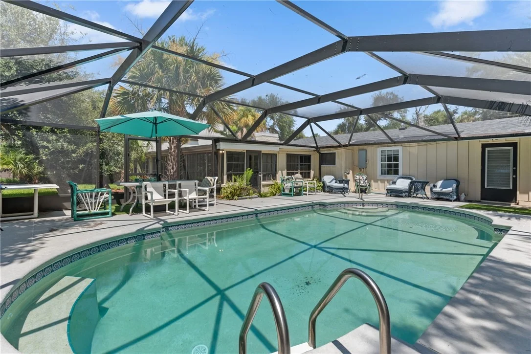 Photo of 560 Acacia Road