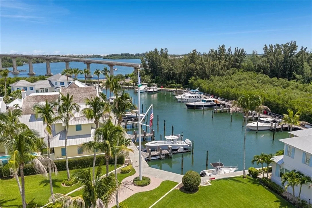 Photo of 9205 Marsh Island Drive