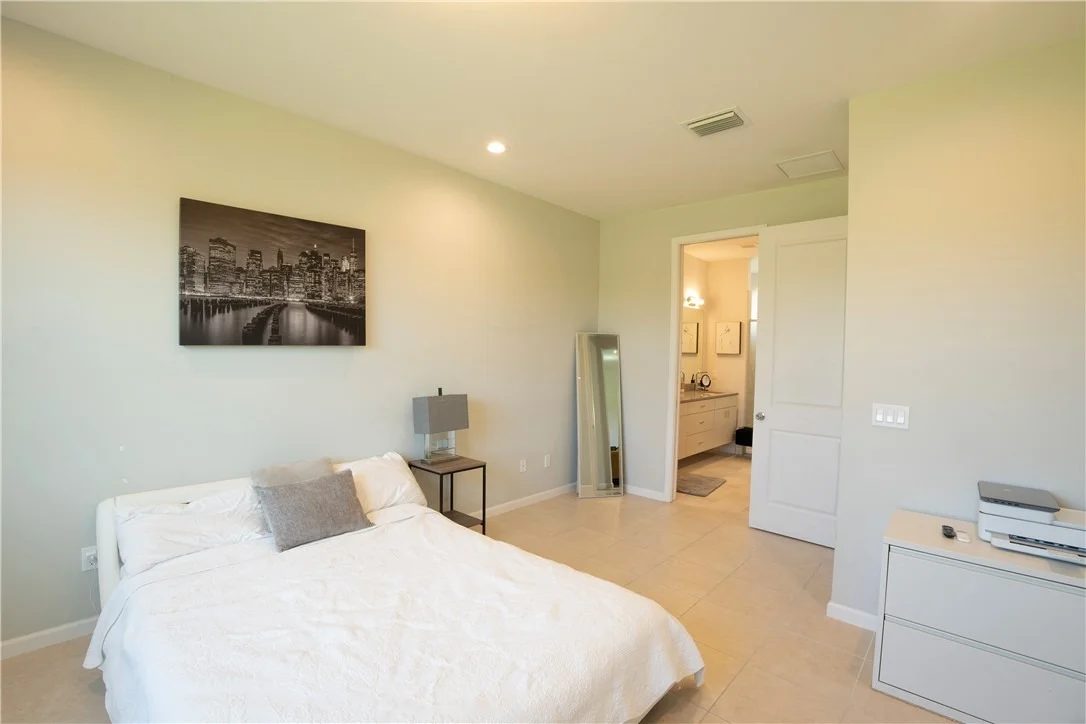 Photo of 2172 Falls Manor
