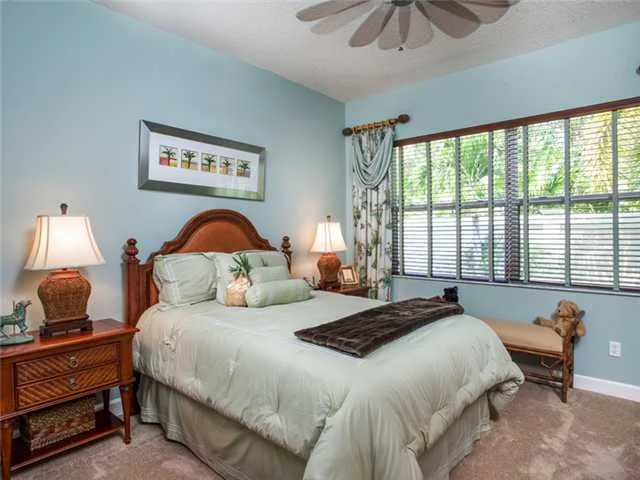 Photo of 4840 Lafayette Place