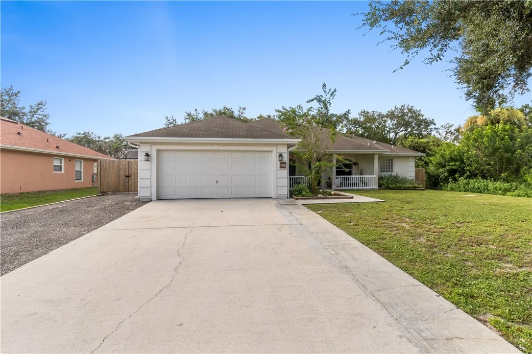Photo of 708 Bayfront Terrace
