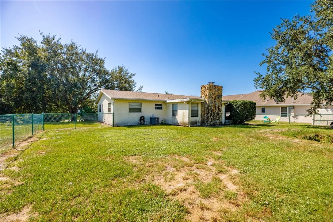 Photo of 1043 Rose Arbor Drive