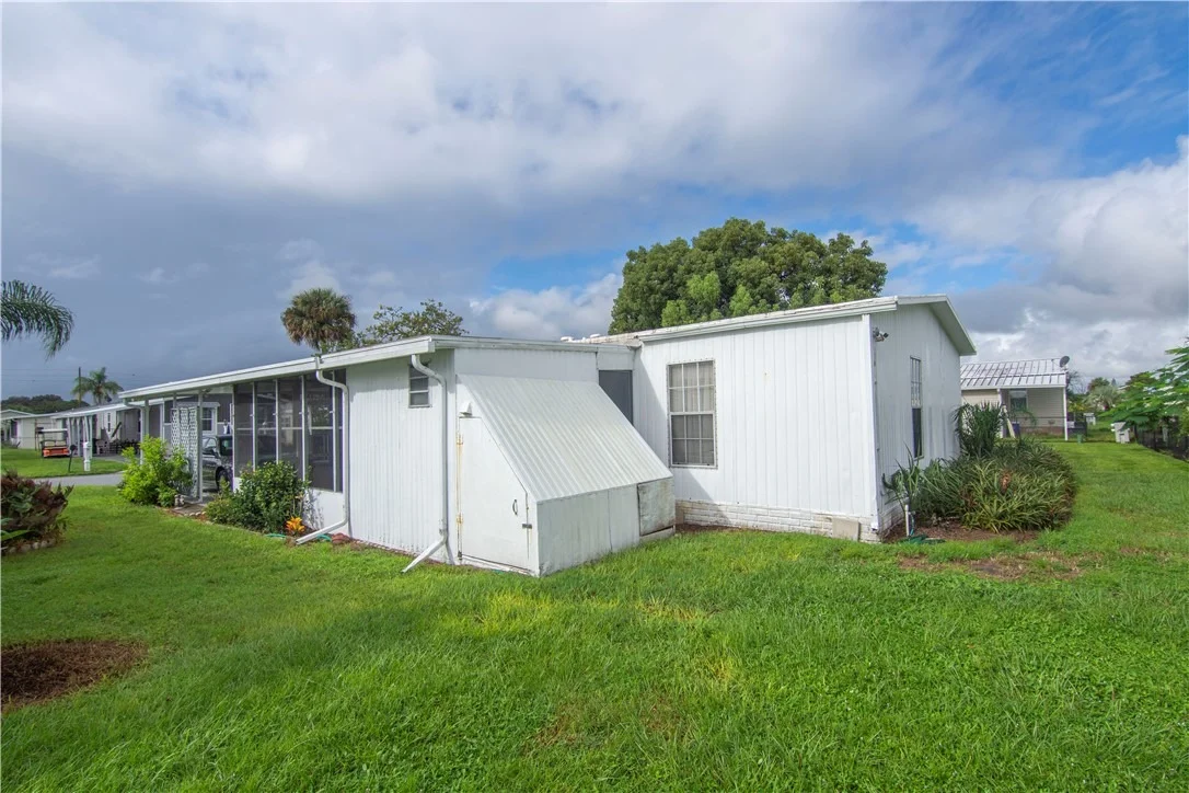 Photo of 959 Laurel Circle