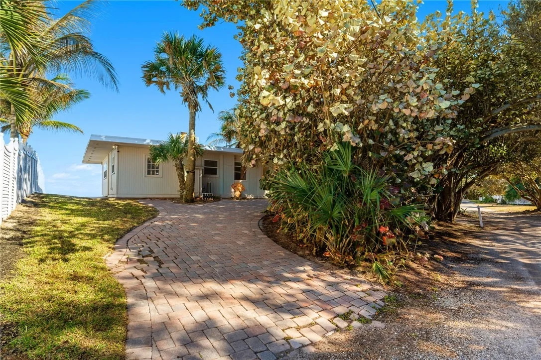 Photo of 9556 Doubloon Drive