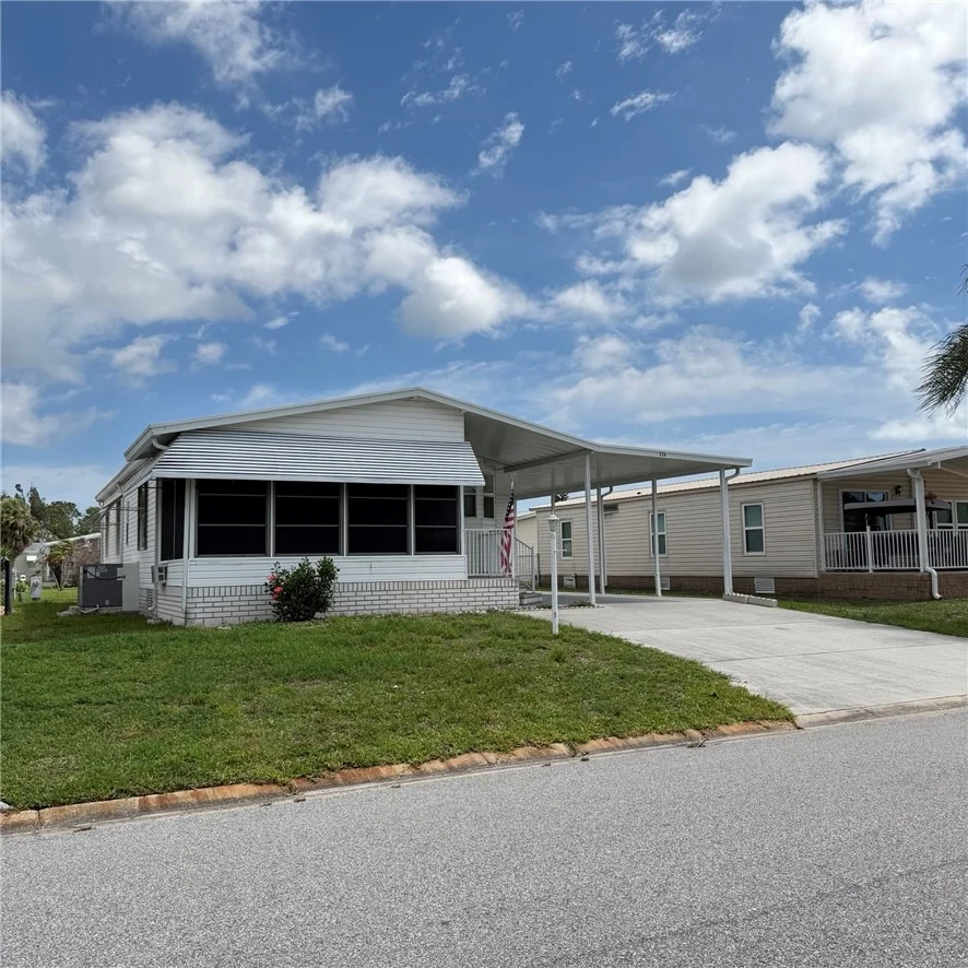 Photo of 334 Macadamia Drive