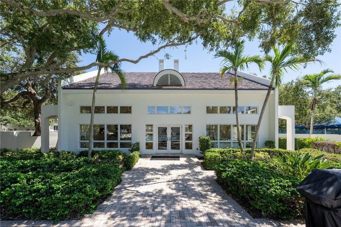 Photo of 8445 Chinaberry Road