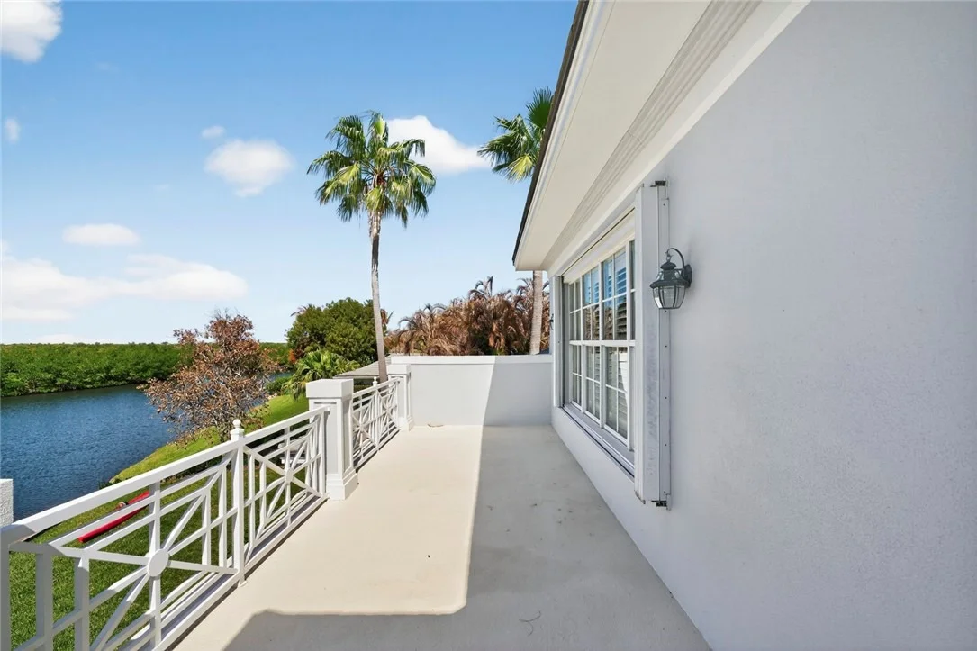 Photo of 545 White Pelican Circle