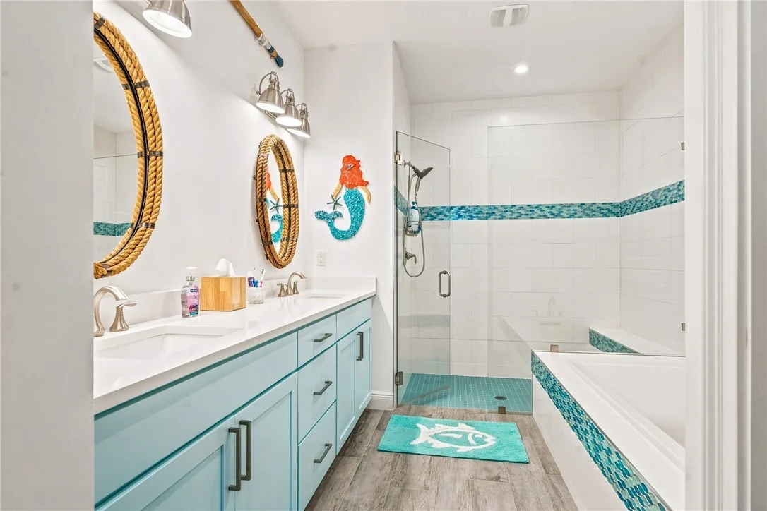 Photo of 3929 Shoreside Drive